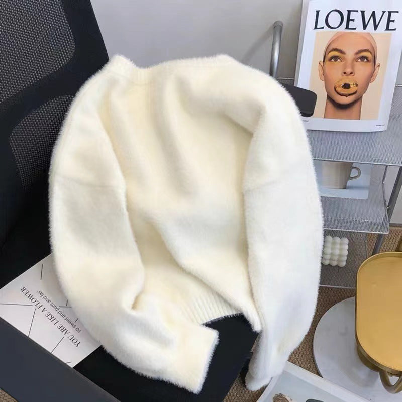 Damer fluffy lang genser med moderne snitt og rund hals Skjora