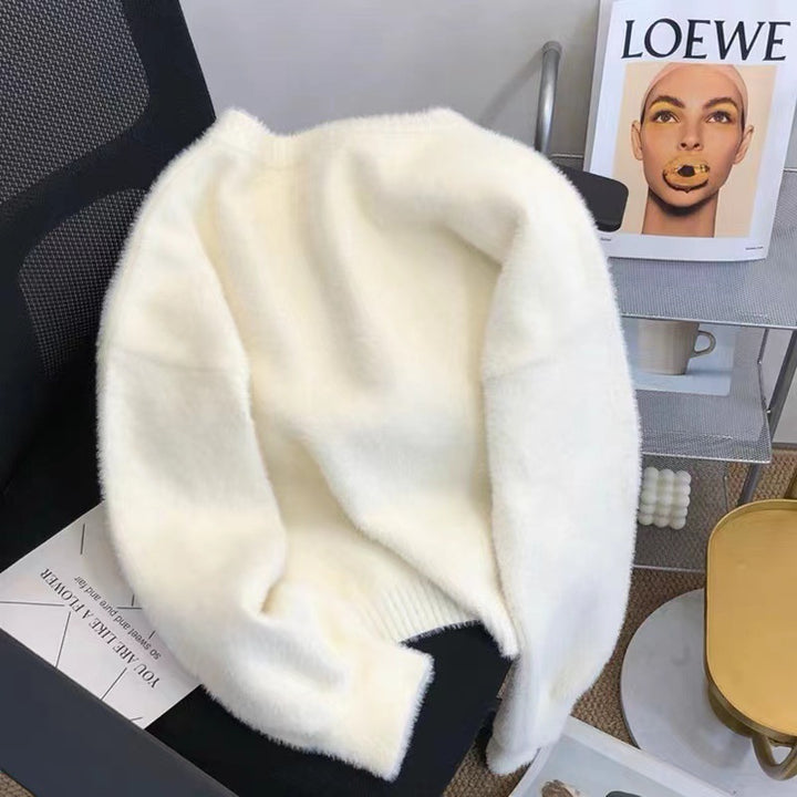 Damer fluffy lang genser med moderne snitt og rund hals Skjora