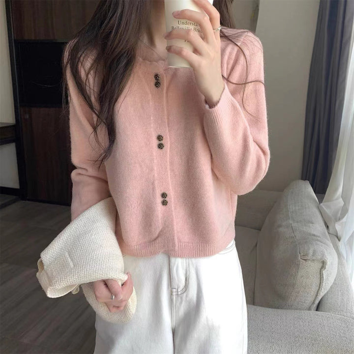 Kvinne Elegant Cardigan med Knappendetaljer Skjora