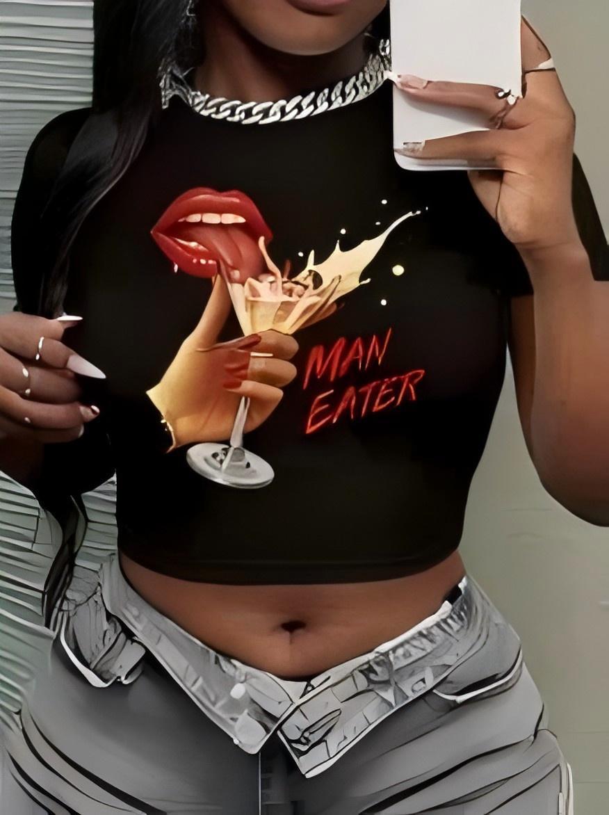Dame Crop-Top med kunstnerisk statement-trykk Skjora
