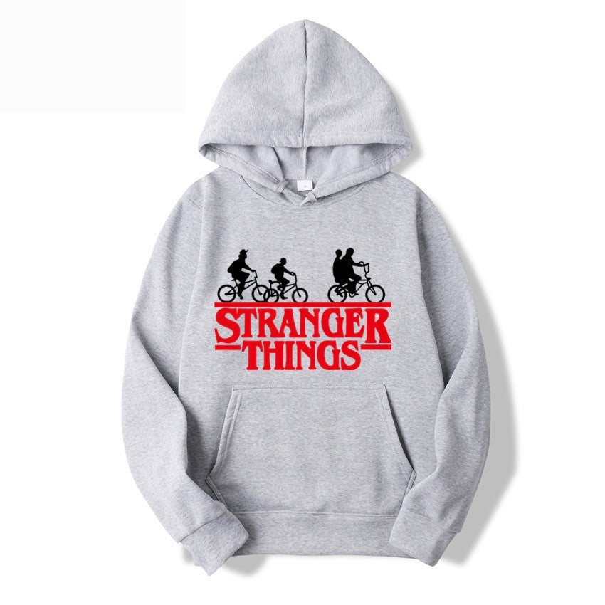 Kvinnelig hettegenser med kreativ Stranger Things design Skjora
