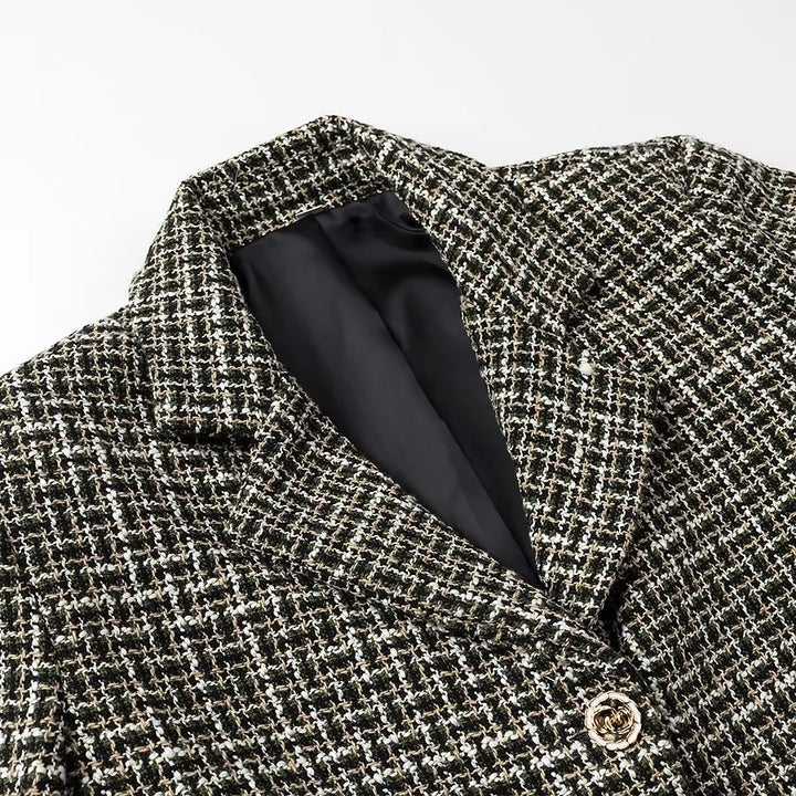 Kvinnenes kortklipte blazerjakke i elegant tweeddesign Skjora