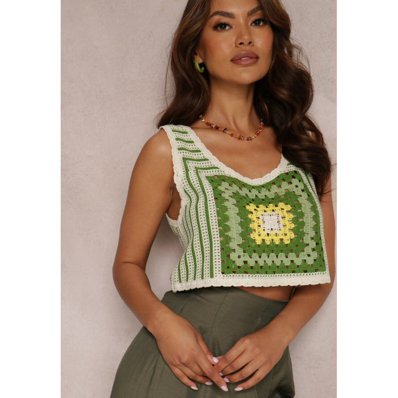 Dame Cropped Top med kreativ heklemønster og V-hals Skjora