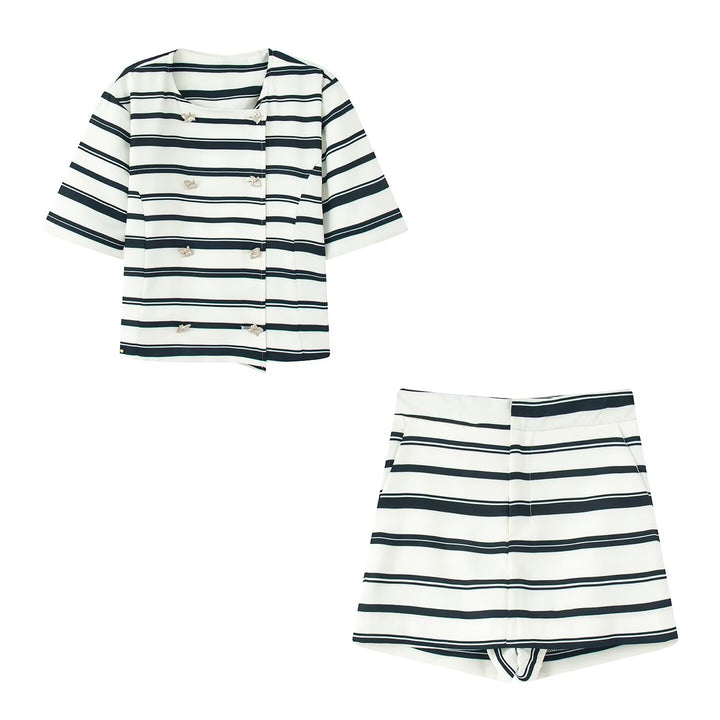 Dame stripete blazer- og shorts-sett med elegante knappdetaljer Skjora