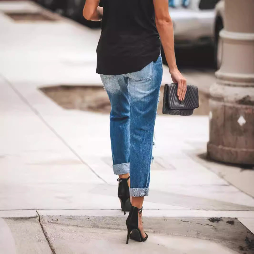 Dame Destroyed Boyfriend Jeans i en avslappet stil med høye rifter Skjora