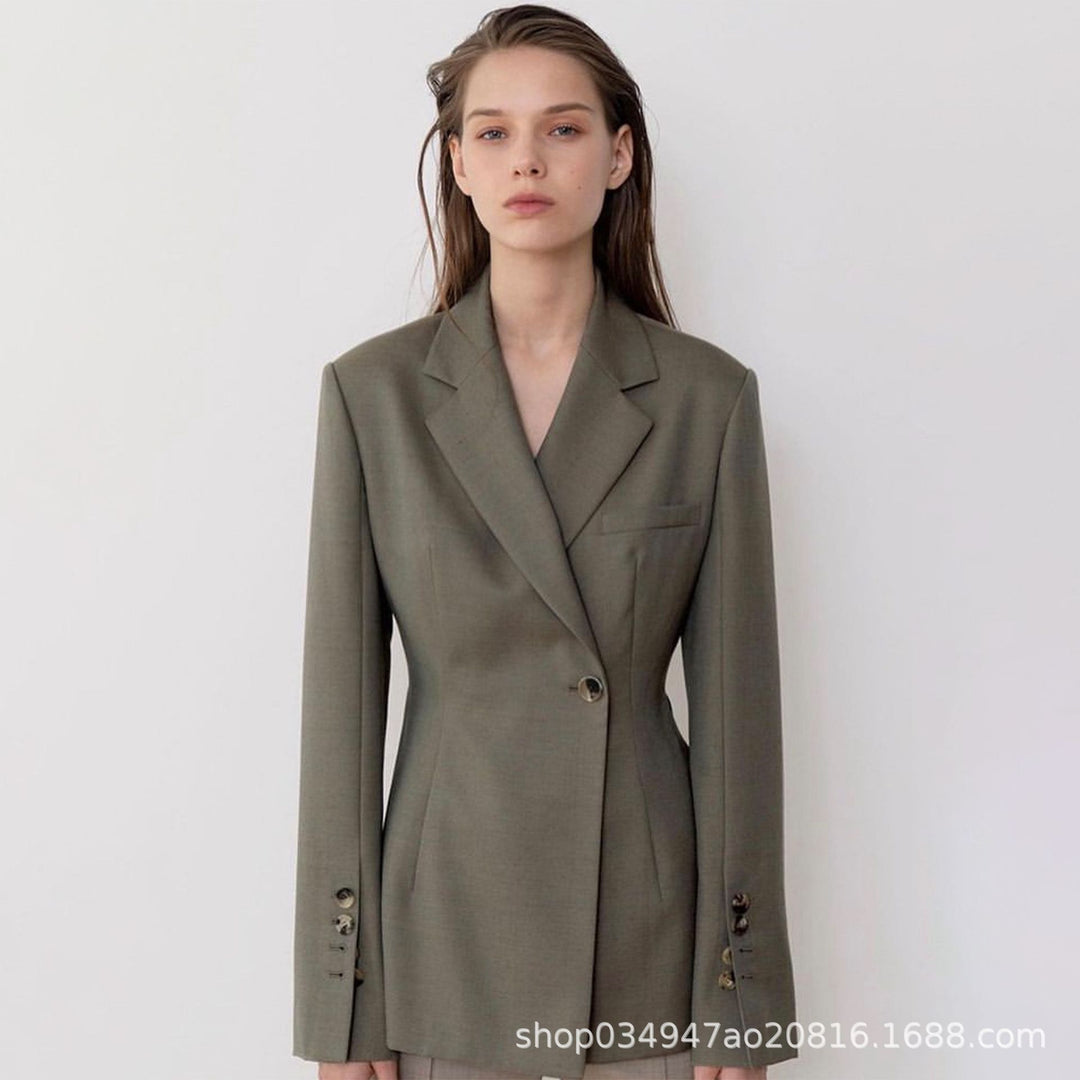 Dame Elegant og moderne blazer med innsnittet skjæring Skjora