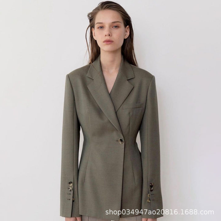 Dame Elegant og moderne blazer med innsnittet skjæring Skjora