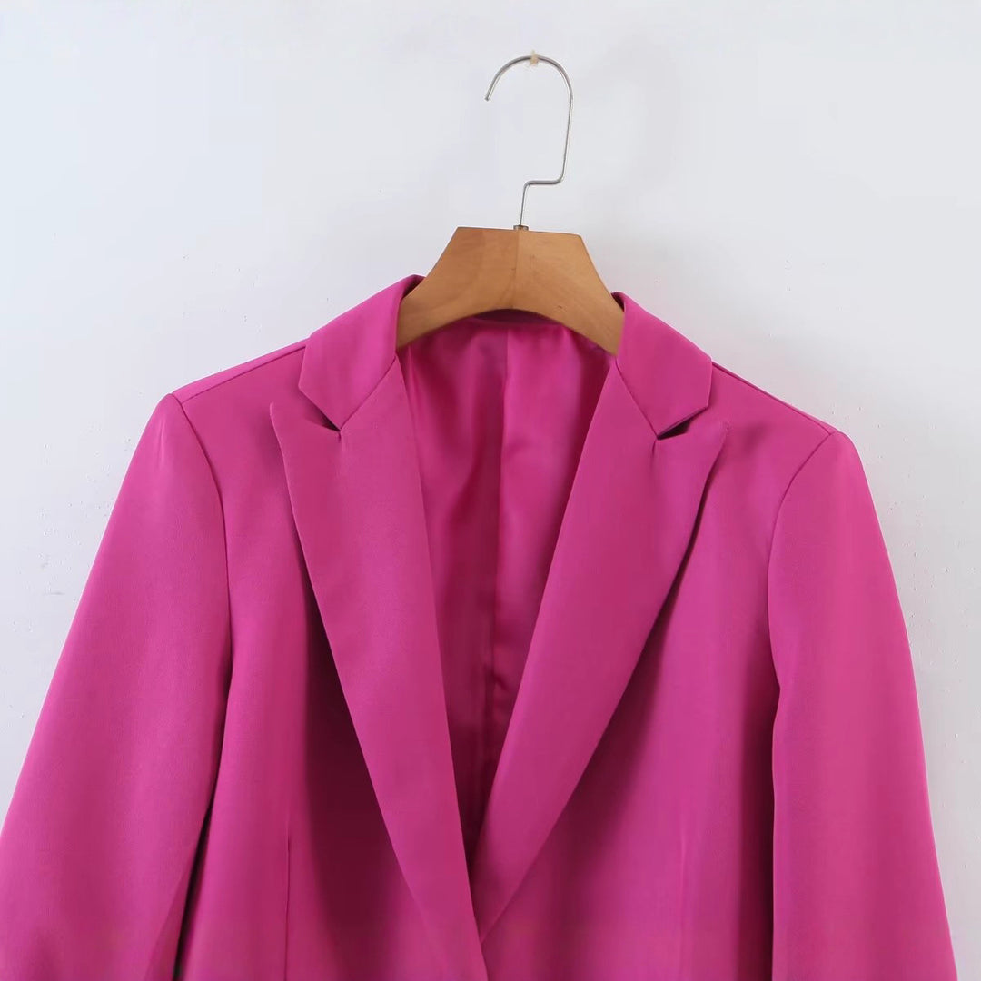 Kvinnes Elegant Blazer med Skreddersydd Snitt og Reverskrage Skjora