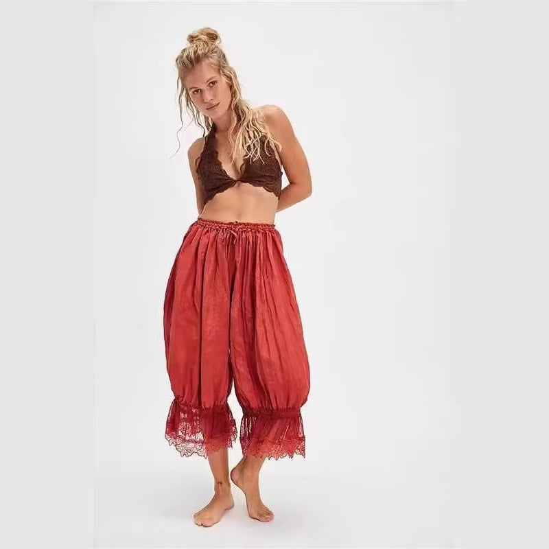 Damer luftig og elegant culotte med spiss dekorasjon Skjora