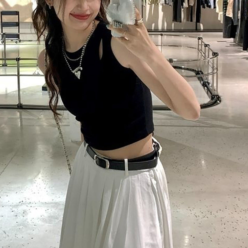 Dame crop top med elastisk midjebånd og asymmetrisk utringning Skjora