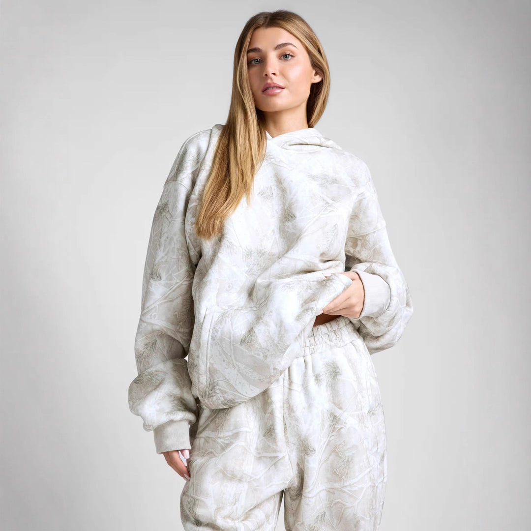 Kvinnelig Oversized hettegenser i kamuflasjedesign Skjora