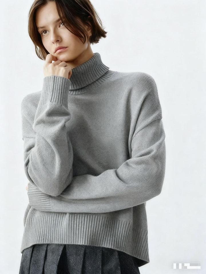Damer Cozy Turtleneck Genser med Oversized Snitt og Fin Ribbestruktur Skjora