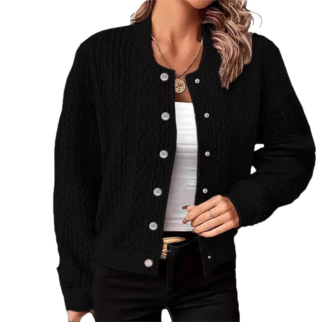 Dame cardigan i moderne kabelmønster med trykknapplukking Skjora