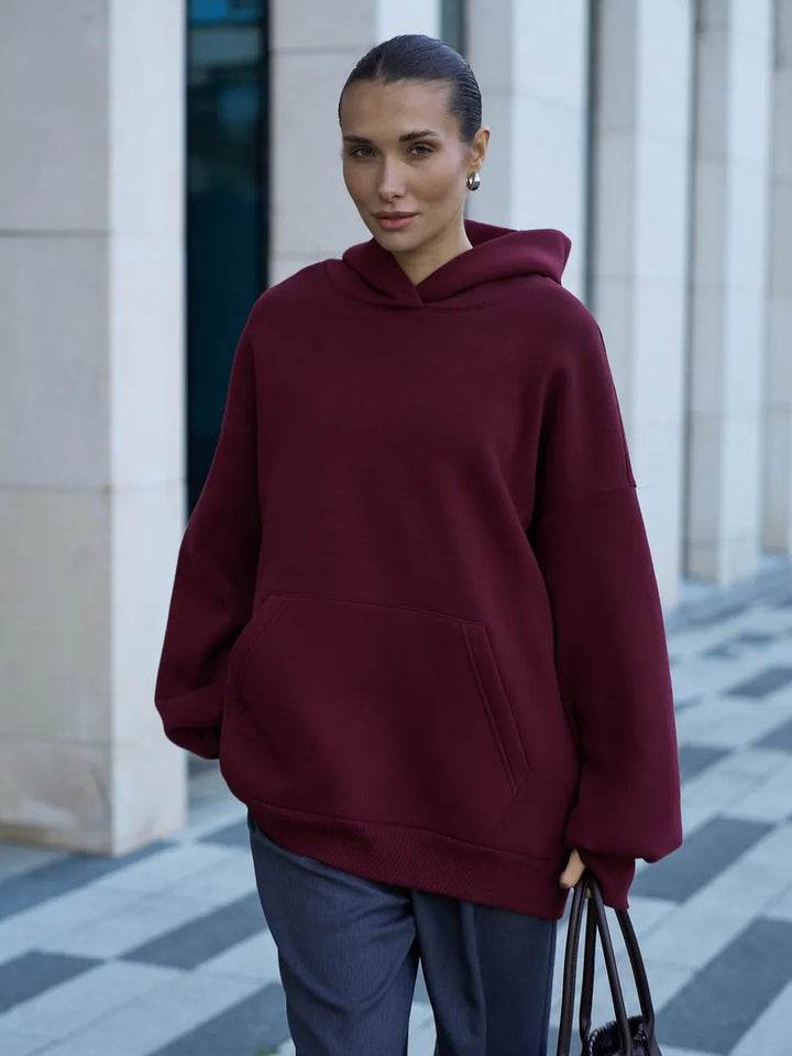 Dames oversized hoodie met volumineuze mouwen en geïntegreerde kangoeroezak Skjora