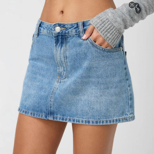 Dame Denim-miniskjørt med fashionable lommer og klassisk snitt Skjora