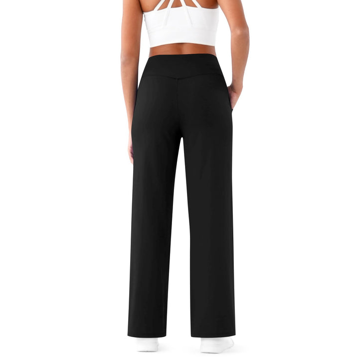 Women's casual pants with a high waist and practical pockets Skjora