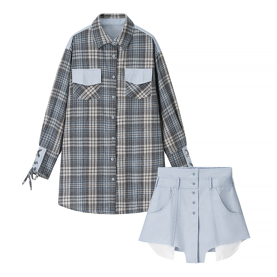 Kvinnelig rutet skjorte med denimkjole og beltedetaljer Skjora