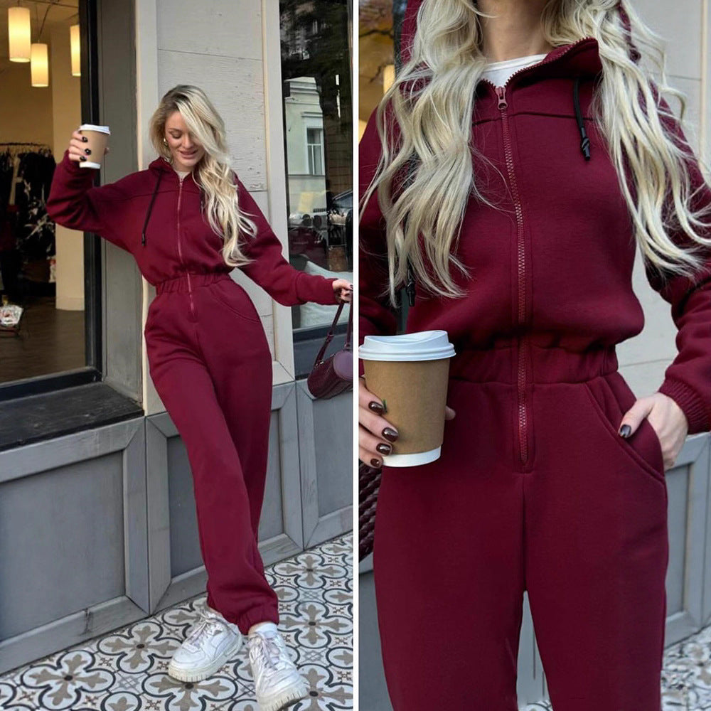 Kvinnes stilige hette joggedress med glidelås og lommer Skjora