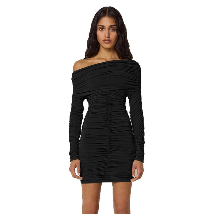 Dame Figurtilpasset Off-Shoulder Kjole med Rynke og Lange Ermer Skjora