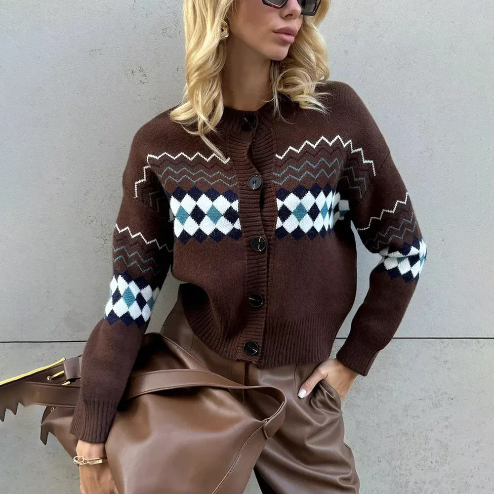 Dame cardigan med moderne diamants mønster og knappeåpning Skjora