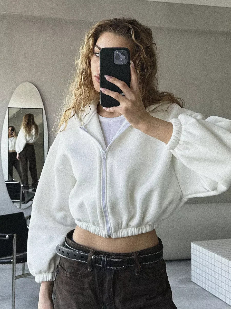 Women's Cropped Hoodie with Wide Sleeves Skjora