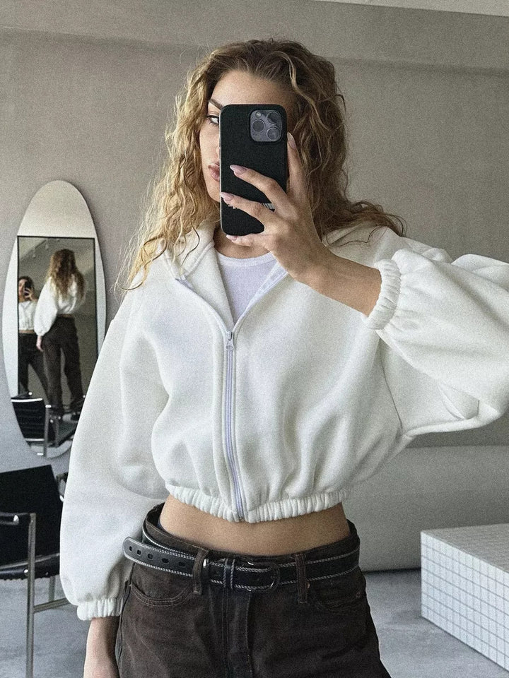 Women's Cropped Hoodie with Wide Sleeves Skjora
