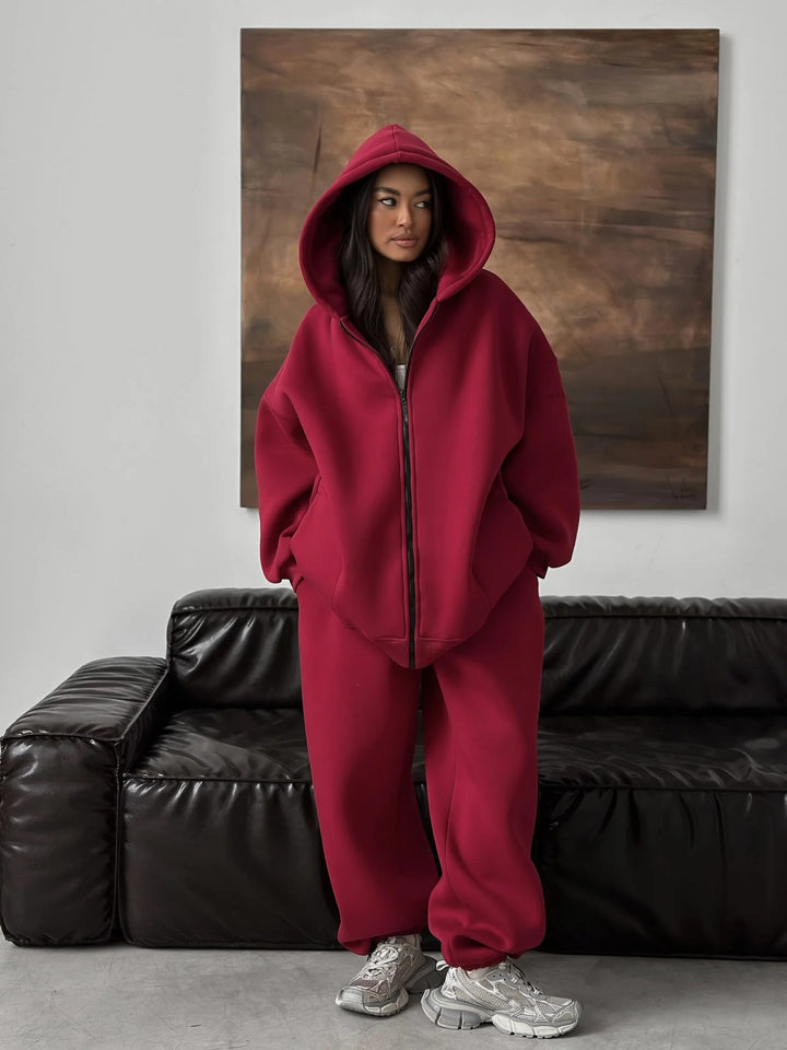 Dame's casual hettegenser og joggebukse sett laget av høy-kvalitets fleece med en løs passform Skjora