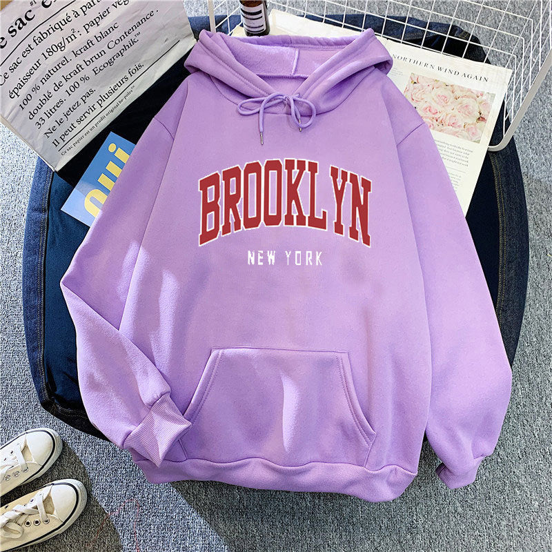 Women's Hoodie with Trendy Brooklyn Print Skjora