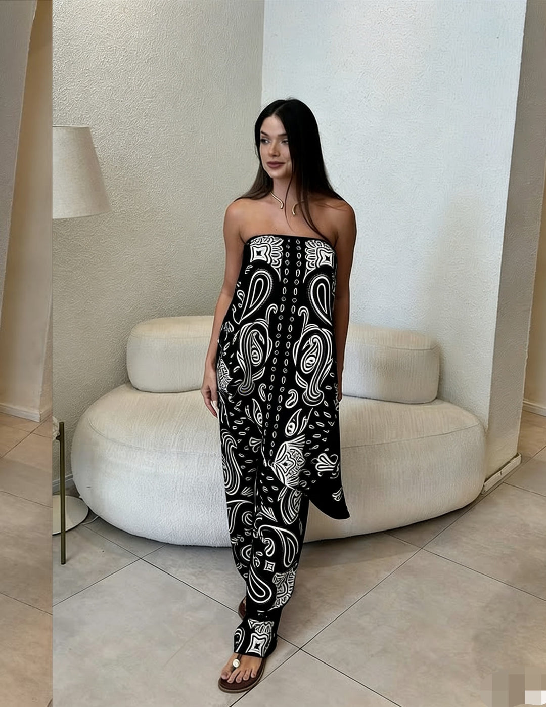 Damer casual jumpsuit med vid snitt och stiligt mönster Skjora
