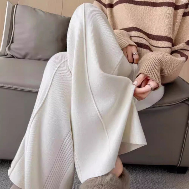 Dame oversized strikkegenser med bred stripet mønster og avslappet passform Skjora