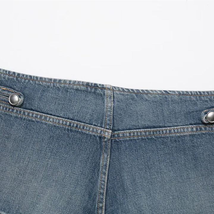 Dame Denim-shorts med dekorative knapper Skjora