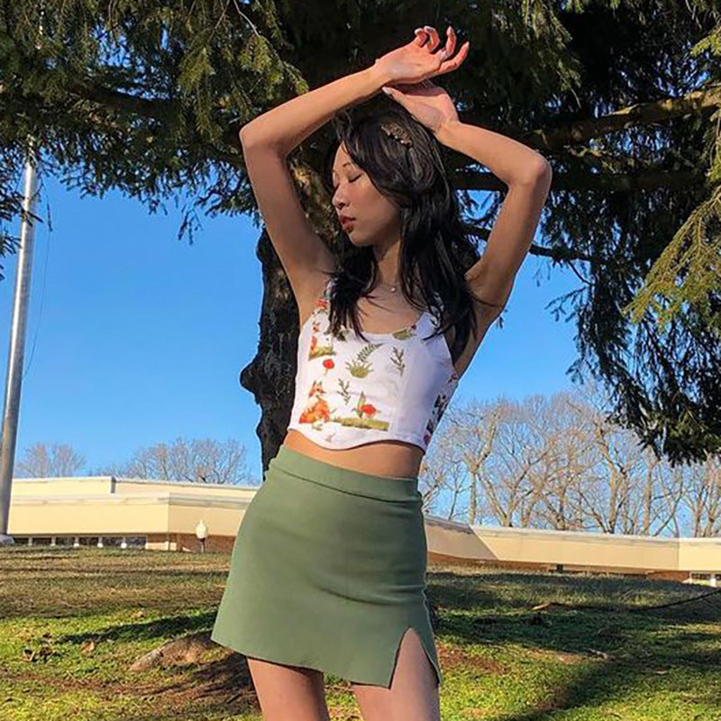 Damer Crop Top med kunstnerisk flora-design og justerbare stropper Skjora