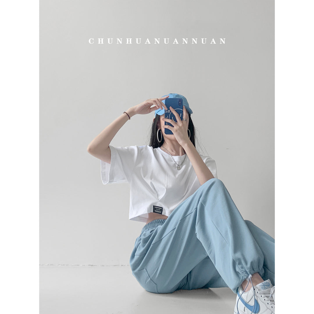 Kvinne cropped fritids topp med casual fasong og elastisk bunn Skjora