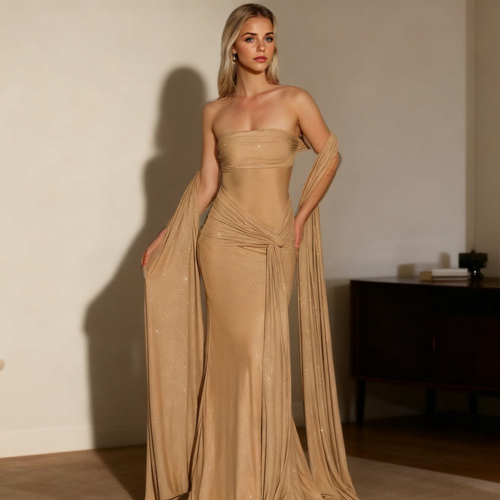 Dame Strapless Glamour Kjole med elegante sjal Skjora