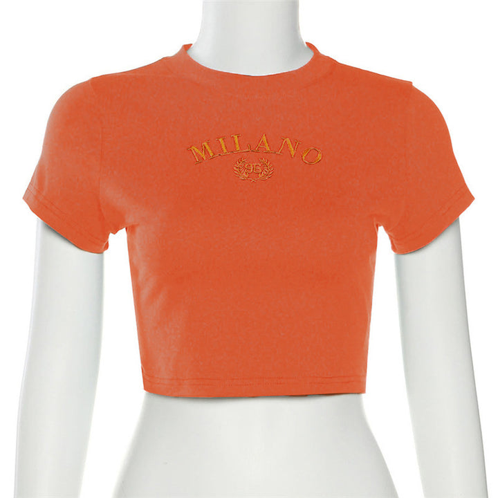 Dame cropped T-skjorte med brodert tekst og rund hals Skjora