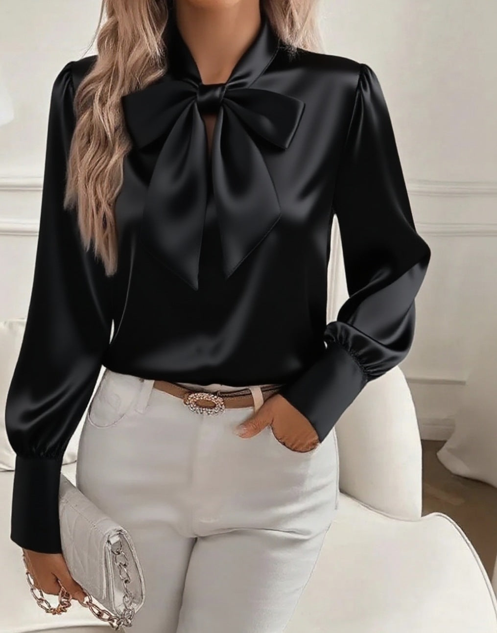 Dame elegant satengbluse med sløytekrage og pufferm Skjora