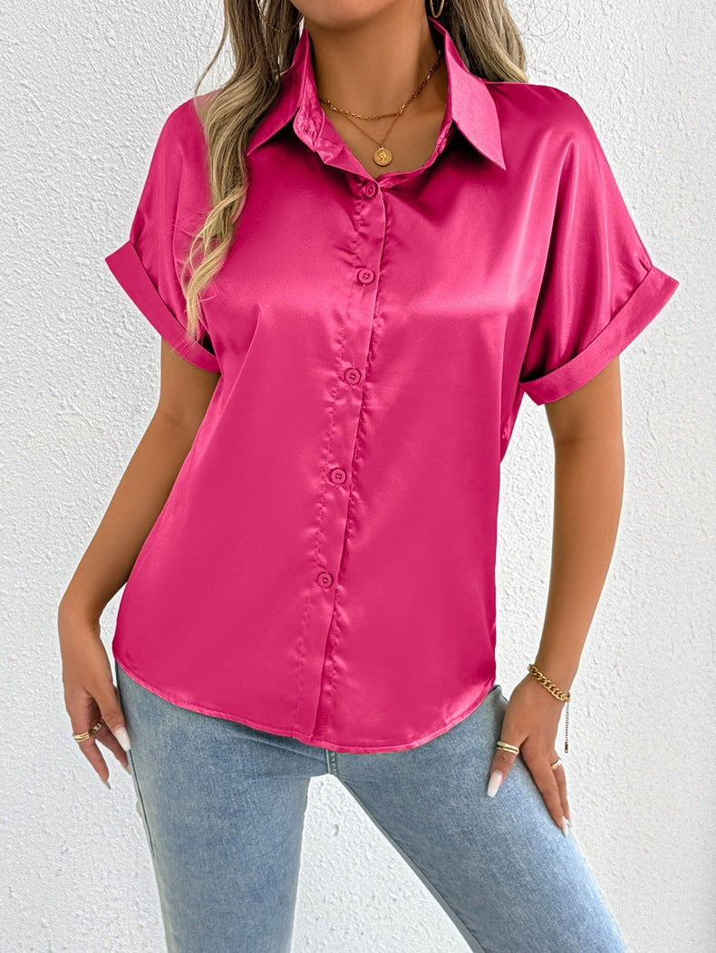 Dame satinbluse med avslappet snitt og elegant krage Skjora