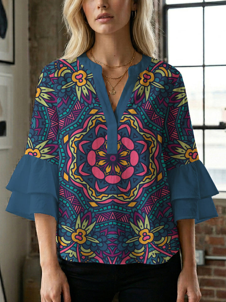Damer elegant bluse skjorte med voluminøse rysjermer og grafisk blomsterdesign Skjora