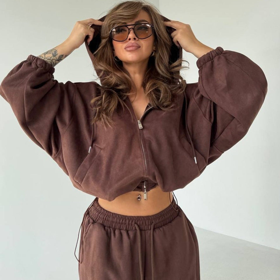 Kvinners sporty velour treningsdress-sett med stilig hette og løs passform Skjora