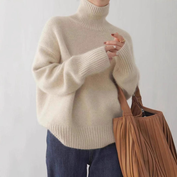 Dame designer turtleneck genser laget av høykvalitets ull Skjora