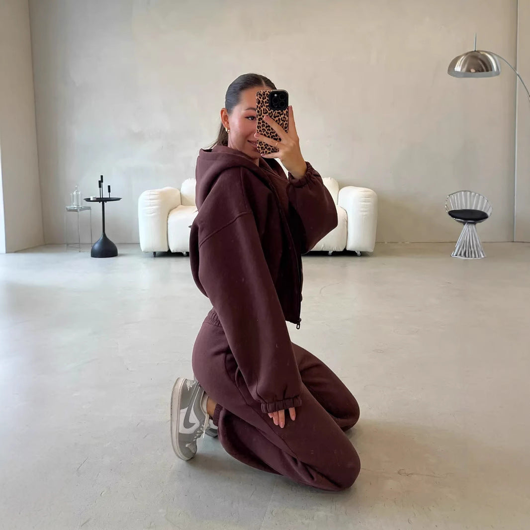 Dame Sporty Loungewear-set med vide bukser og hettegenser Skjora