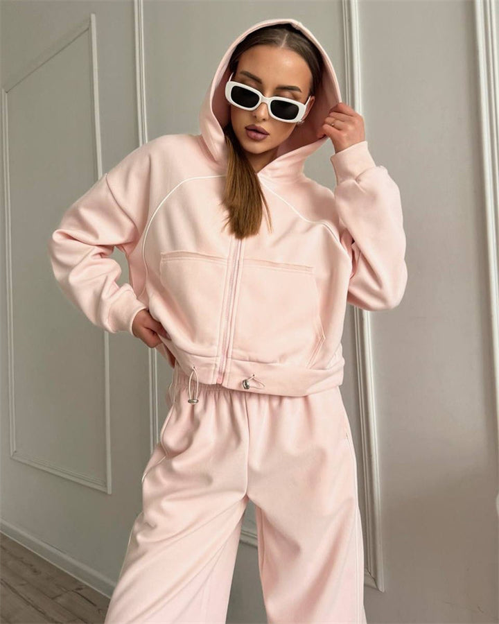 Kvinnelig sporty cropped hoodie sett med kontrasterende piping Skjora