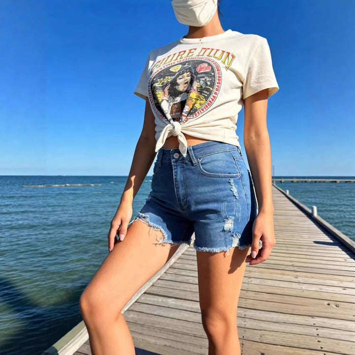 Dame Ødelagte Denim-Shorts med fransete kant og stilige rivedetaljer Skjora