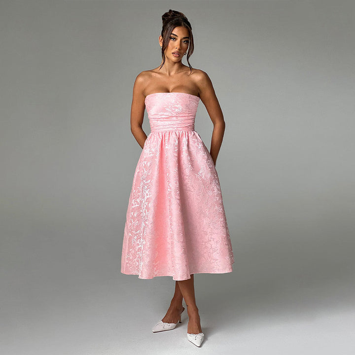 Damen Ballkleid mit schulterfreiem Design und fließendem Rock Skjora