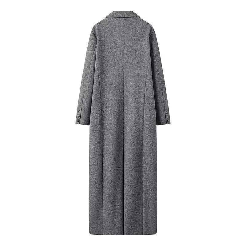 Dame elegant vinterjakke med dobbel knappestolpe og moderne snitt Skjora