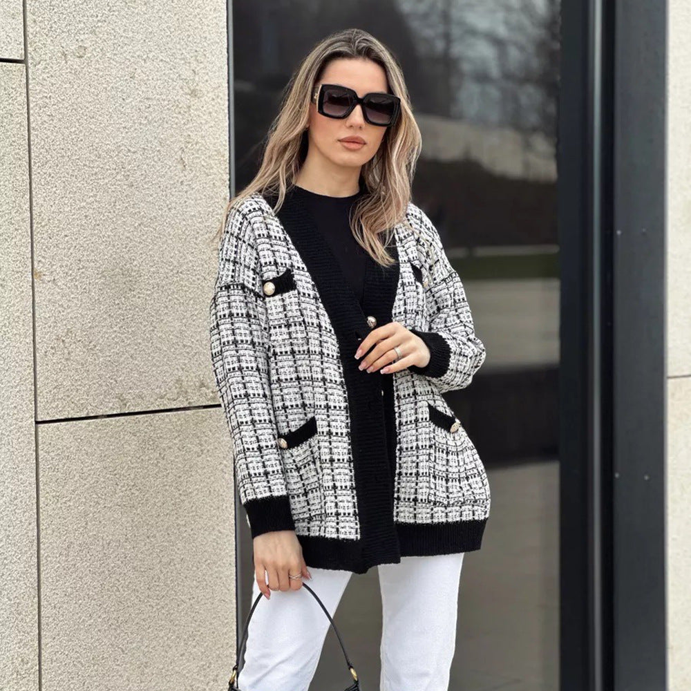 Kvinners bouclé cardigan med elegante knappdetaljer Skjora
