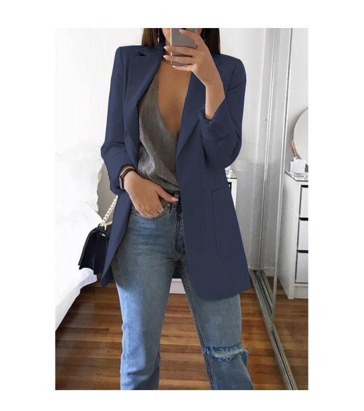 Dame elegant blazer med innsvingt snitt og praktiske lommer Skjora