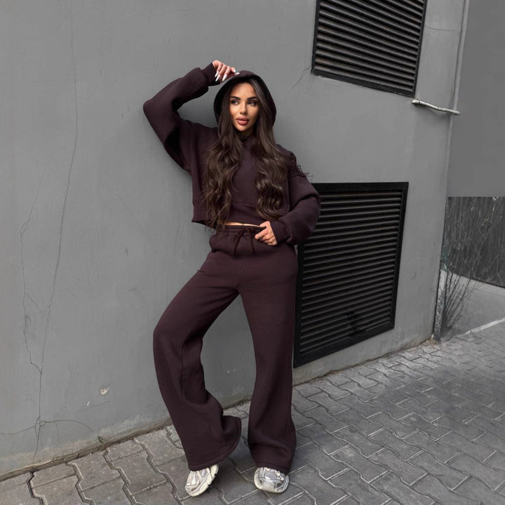 Damer casual cropped hoodie og vid skjæring joggers sett Skjora