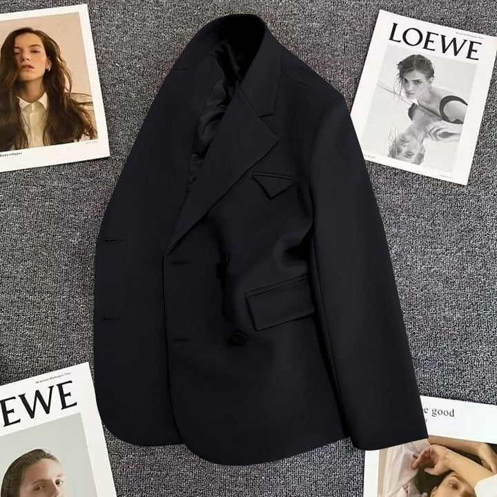 Damer elegant, tettsittende dobbelspent blazer med kreativ snitt Skjora