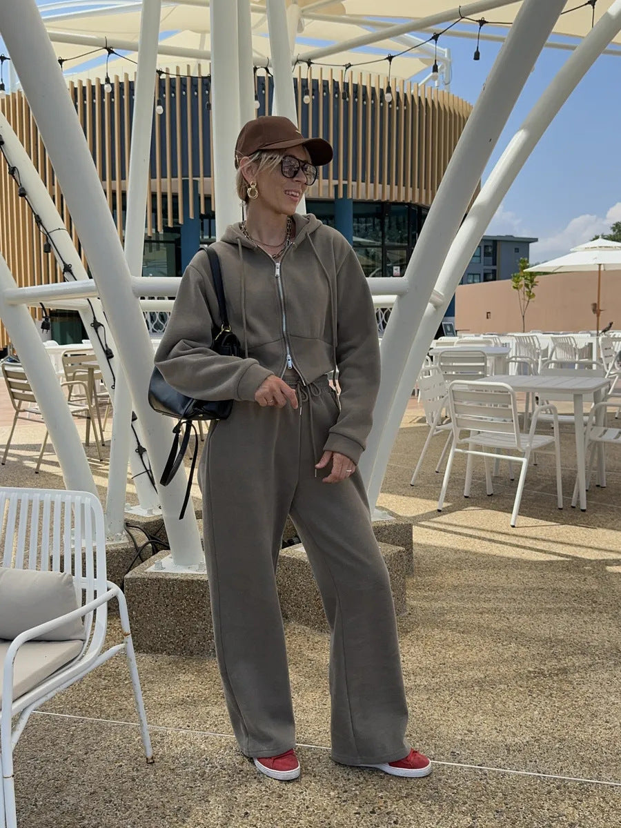 Women's Cozy Fleece Set with Hoodie and Elastic Waistband Skjora
